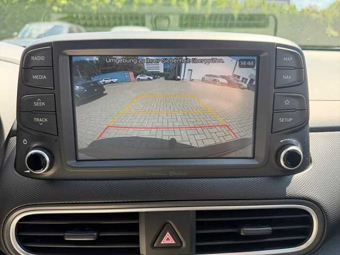 Hyundai Kona 1.6T DCT Premium LED+Navi+SHZ+LM+PDC