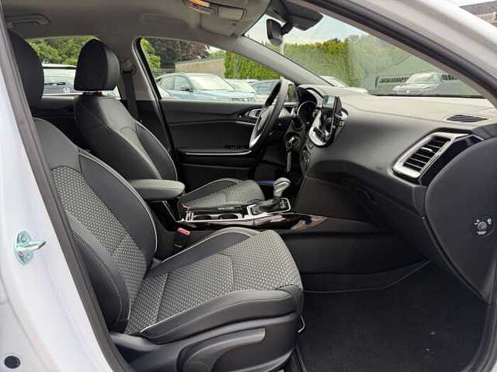Kia Xceed 1.6T DCT Vision LED+NAVI+SHZ+2xKlima