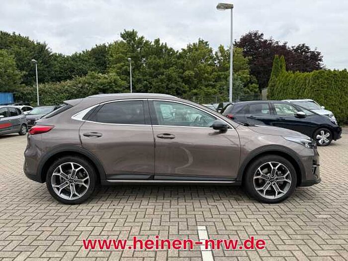 Kia Xceed 1.6 PHEV Platinum Edition LED+NAVI+SHZ+PDC