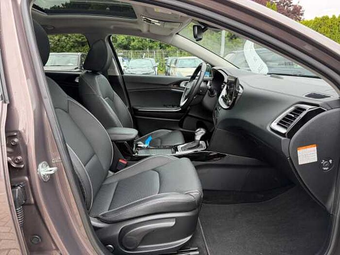 Kia Xceed 1.6 PHEV Platinum Edition LED+NAVI+SHZ+PDC