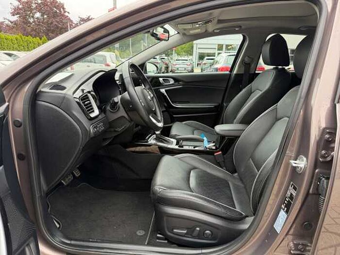 Kia Xceed 1.6 PHEV Platinum Edition LED+NAVI+SHZ+PDC