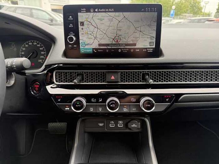 Honda Civic 2.0 e: HEV Elegance NAVI+DAB-RADIO+CARPLAY