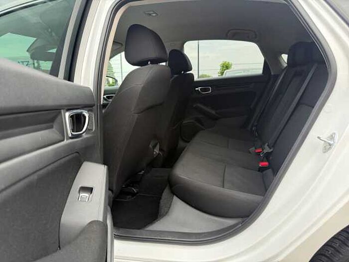 Honda Civic 2.0 e: HEV Elegance NAVI+DAB-RADIO+CARPLAY