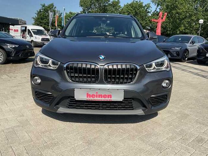 BMW X1 sDrive 18i Advantage Steptronic NAVI LED