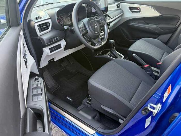 Suzuki Swift 1.2 Dualjet Comfort Plus NAVI+DAB+CARPLAY Comfort+