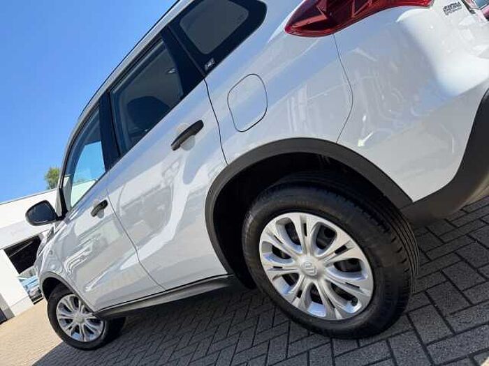 Suzuki Vitara 1.4 Club LED+Fernlichtass. +DAB+LED