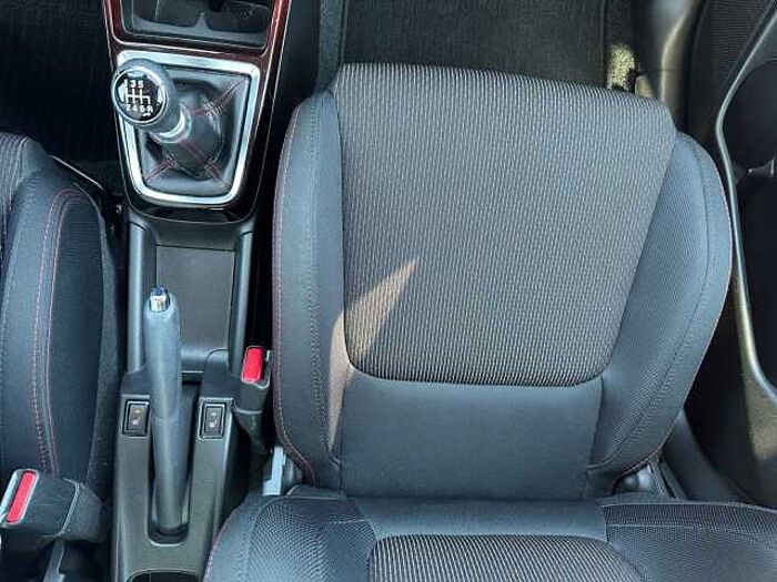 Suzuki SWIFT 1.4 SPORT NAVI RÜCKFAHRKAMERA CARPLAY