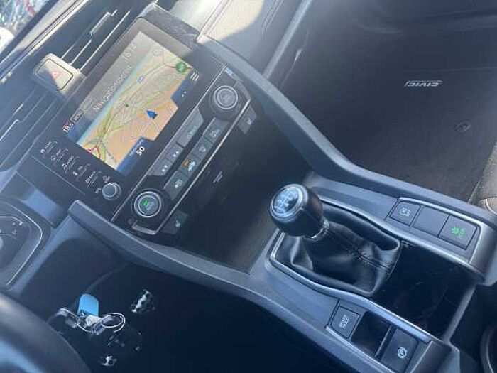 Honda Civic 1.0 VTEC Elegance NAVI+DAB-RADIO+CARPLAY
