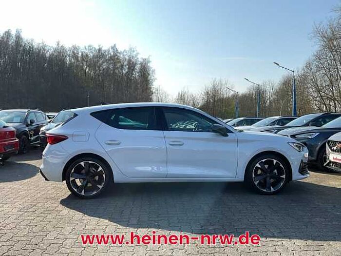 CUPRA Leon 1.5 eTSI DSG AHK+LED+TEMPOMAT+18Z LM-FELGEN