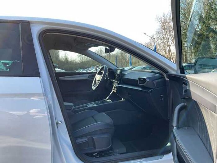 CUPRA Leon 1.5 eTSI DSG AHK+LED+TEMPOMAT+18Z LM-FELGEN