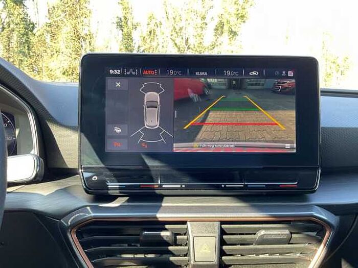 CUPRA Leon 1.5 eTSI DSG AHK+LED+TEMPOMAT+18Z LM-FELGEN