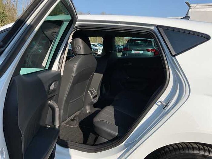 CUPRA Leon 1.5 eTSI DSG AHK+LED+TEMPOMAT+18Z LM-FELGEN