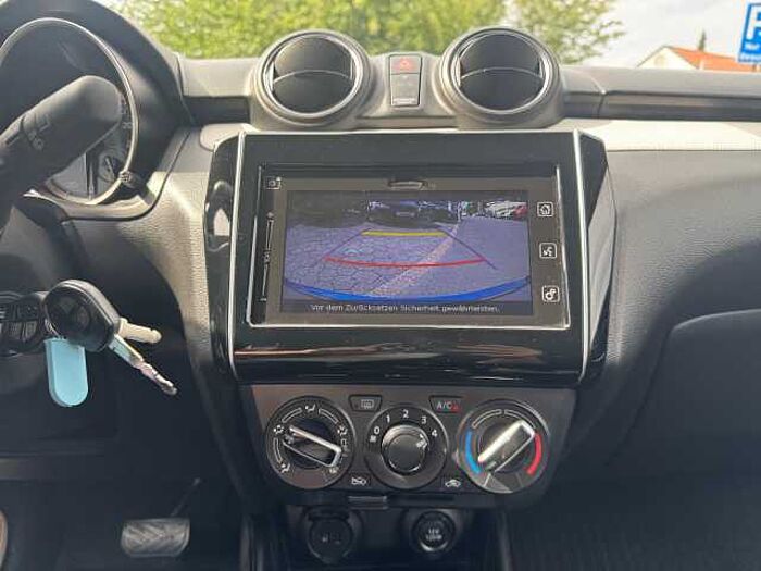 Suzuki Swift 1.0 Boosterjet Comfort NAVI + DAB + CARPLAY