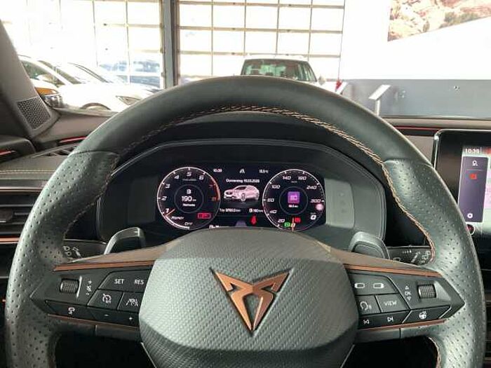 CUPRA Formentor 1.5 TSI DSG AHK+LED+18Z LM-FELGEN