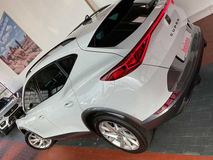 CUPRA Formentor 1.5 TSI DSG AHK+LED+18Z LM-FELGEN