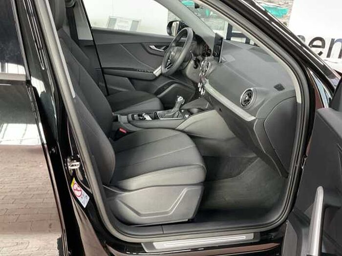 Audi Q2 35 TSI S tronic advanced SITZHEIZUNG+PDC