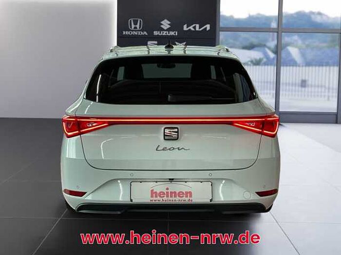 SEAT Leon Sportstourer 1.5 eTSI Xcellence DSG LED