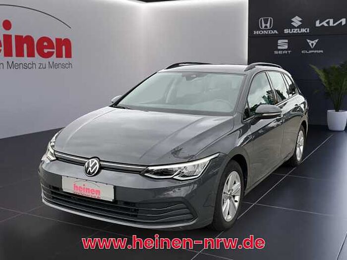 Volkswagen Golf VIII Variant 2.0 TDI DSG Life NAVI LED AHK