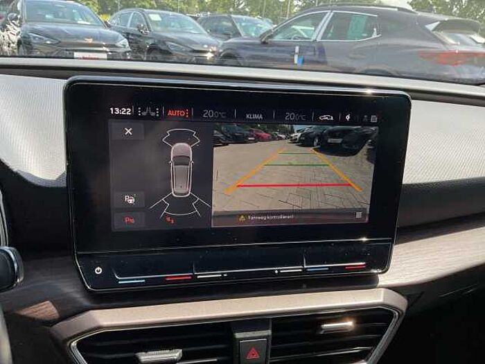 SEAT Leon Sportstourer Xcellence 1.5 eTSI DSG NAVI+LED