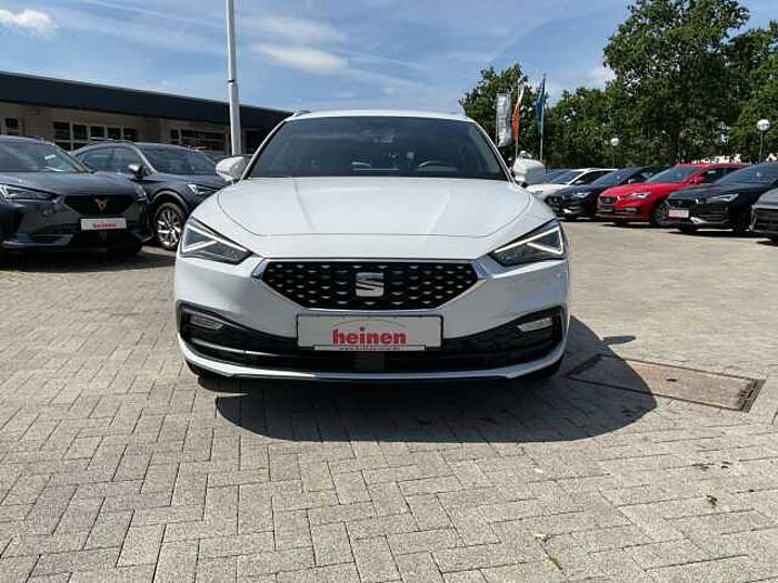 SEAT Leon Sportstourer Xcellence 1.5 eTSI DSG NAVI+LED