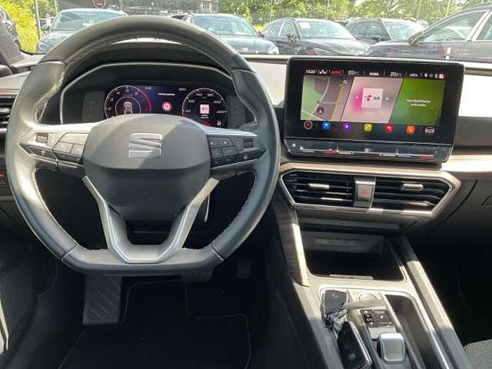 SEAT Leon Sportstourer Xcellence 1.5 eTSI DSG NAVI+LED