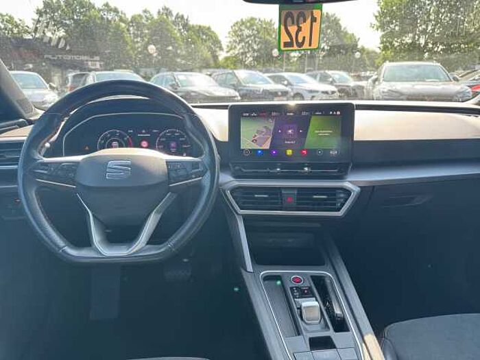SEAT Leon Sportstourer FR 2.0 TDI 4Drive DSG NAVI LED