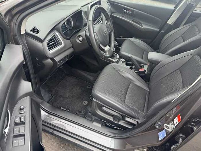 Suzuki S-Cross 1.4 Comfort+ Allgrip NAVI + DAB + CARPLAY SX4