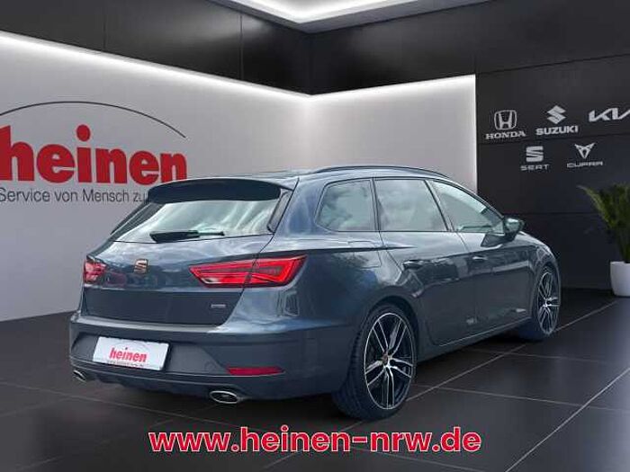 SEAT Leon ST 2.0 TSI DSG 4Drive 300 NAVI+LED+BEATS+19Z Cupra