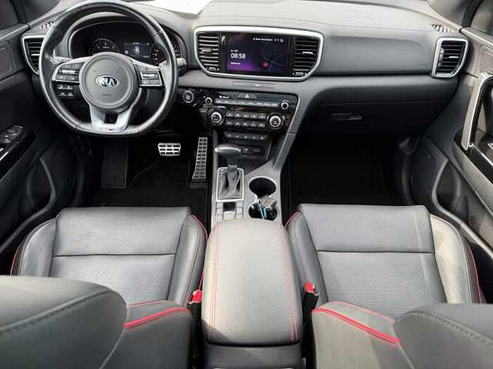 Kia SPORTAGE 2.0 4WD GT-Line LED+NAVI+PANORAMA