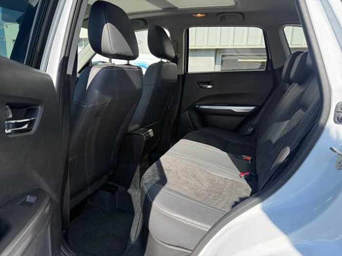 Suzuki Vitara 1.4 Hybrid Comfort+ NAVI+DAB-RADIO+CARPLAY