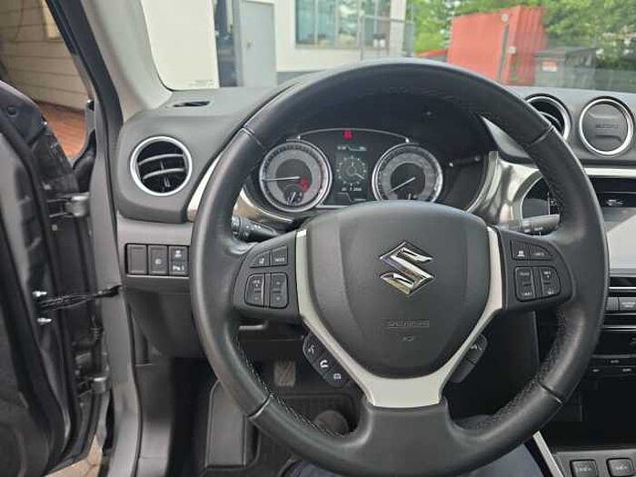 Suzuki Vitara 1.4 Comfort+ AHK+NAVI+CARPLAY+DAB-RADIO