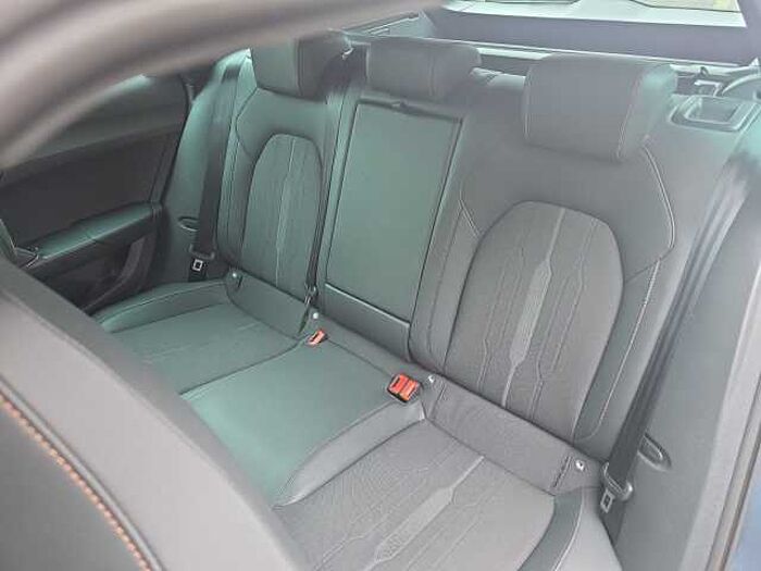 CUPRA Leon Sportstourer 2.0 TSI VZ AHK+NAVI+CARPLAY+DAB