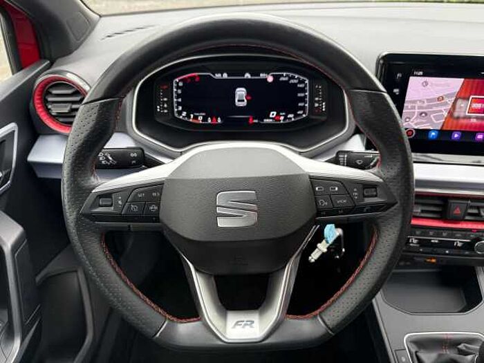 SEAT Ibiza 1.0 TSI FR SITZHEIZUNG+NAVI+CARPLAY+DAB