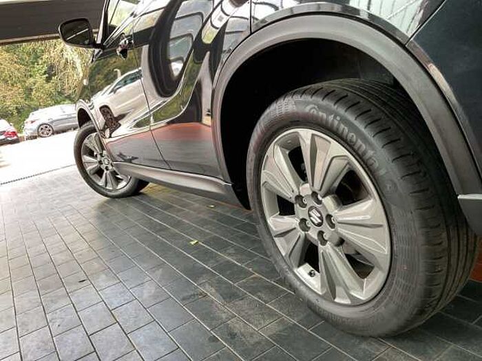 Suzuki Vitara 1.4 Comfort Automatik NAVI LED ACC