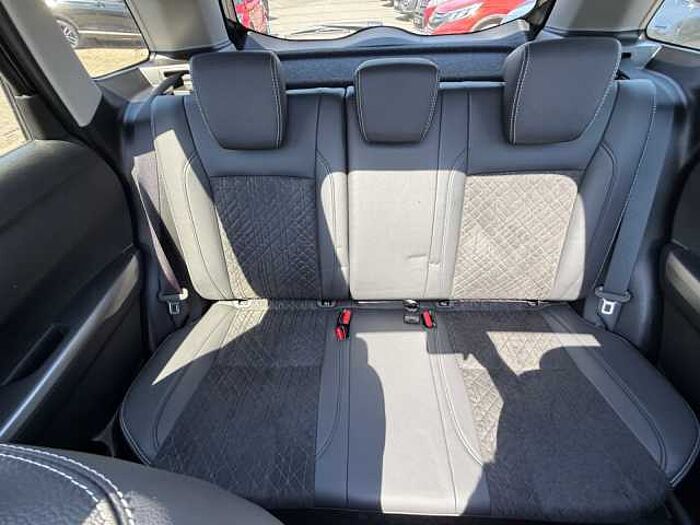 Suzuki Vitara 1.4 Comfort Plus ALLGRIP NAVI+DAB+CARPLAY Comfort+