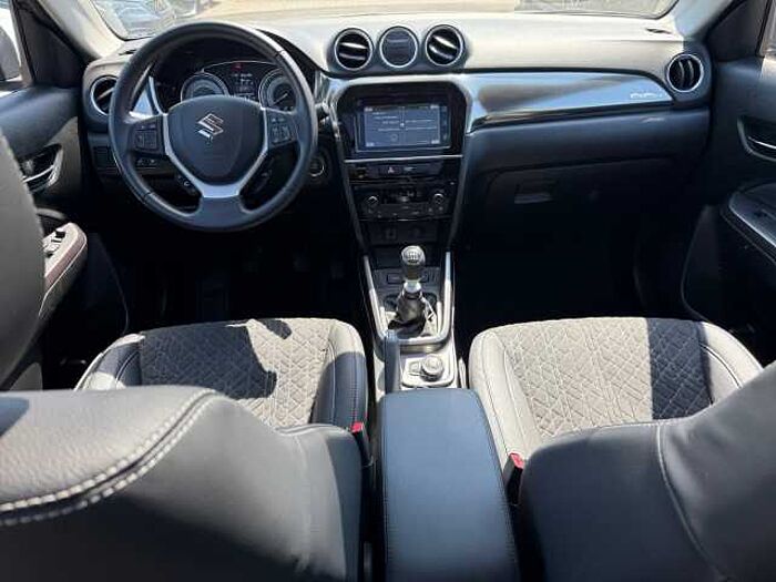 Suzuki Vitara 1.4 Comfort Plus ALLGRIP NAVI+DAB+CARPLAY Comfort+