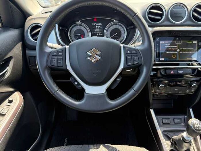 Suzuki Vitara 1.4 Comfort Plus ALLGRIP NAVI+DAB+CARPLAY Comfort+