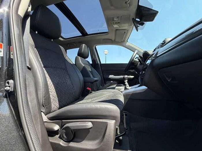 Suzuki Vitara 1.4 Comfort Plus ALLGRIP NAVI+DAB+CARPLAY Comfort+