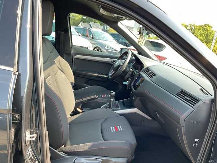 SEAT Arona 1.0 TSI FR ACC+LED+Navi+SHZ+Winterp.