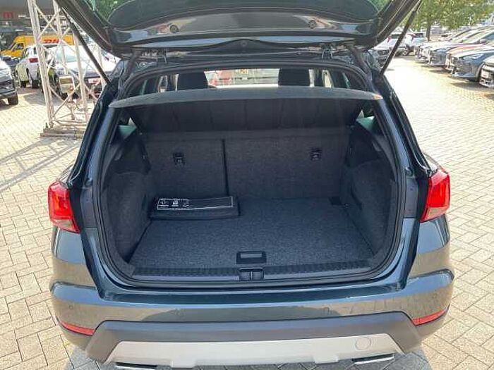 SEAT Arona 1.0 TSI FR ACC+LED+Navi+SHZ+Winterp.