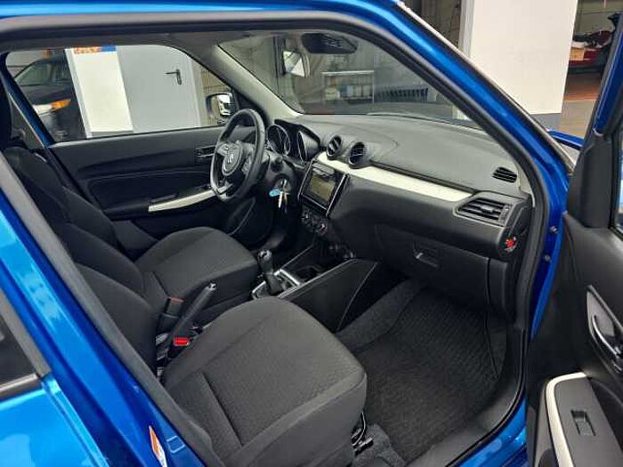 Suzuki Swift 1.2 Comfort Hybrid NAVI+DAB-RADIO+CARPLAY