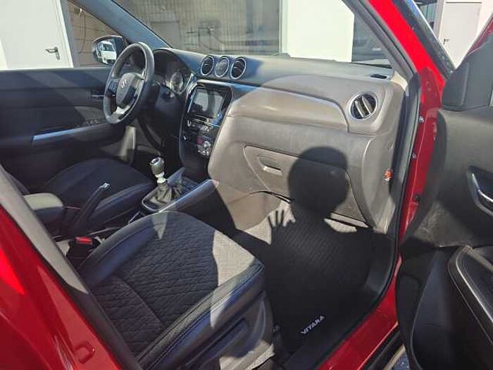 Suzuki Vitara 1.4 Comfort+ AHK+NAVI+CARPLAY+DAB-RADIO