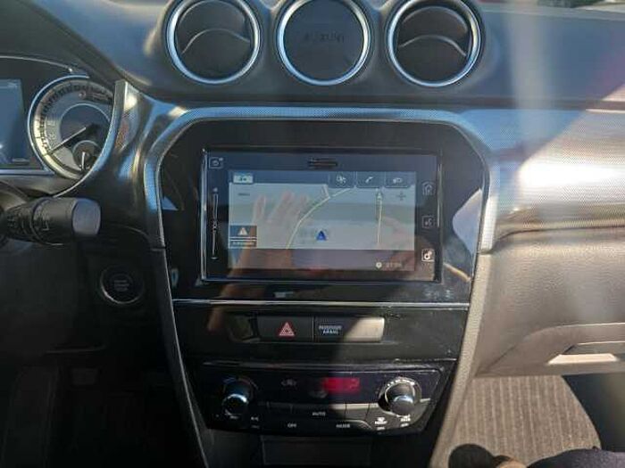 Suzuki Vitara 1.4 Comfort+ AHK+NAVI+CARPLAY+DAB-RADIO