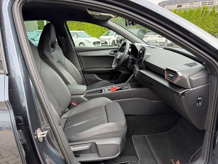 CUPRA Leon Sportstourer 2.0 TSI VZ DSG 19Z LM-FELGEN