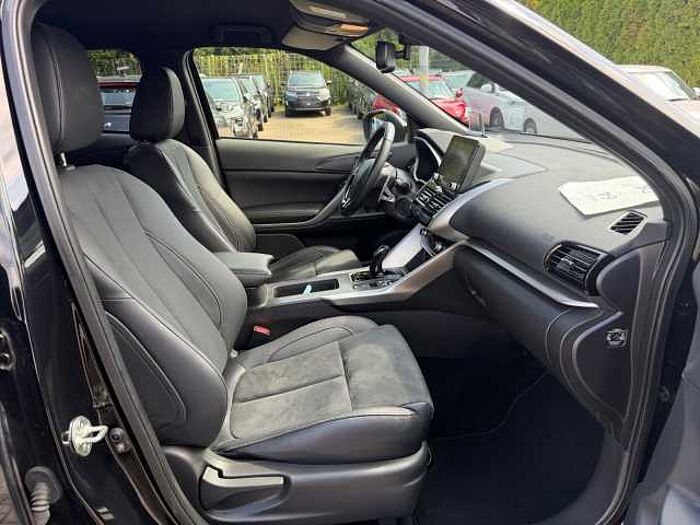 Mitsubishi ECLIPSE CROSS 2.4 PHEV LED+PDC+DAB+LM+NAVI Intro Edition