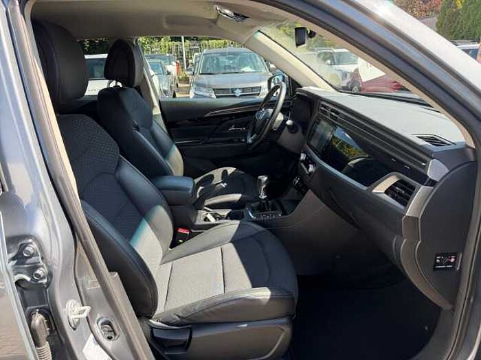SsangYong KORANDO 1.5 T-GDI AHK+KAMERA+NAVI+TEMPOMAT Quartz