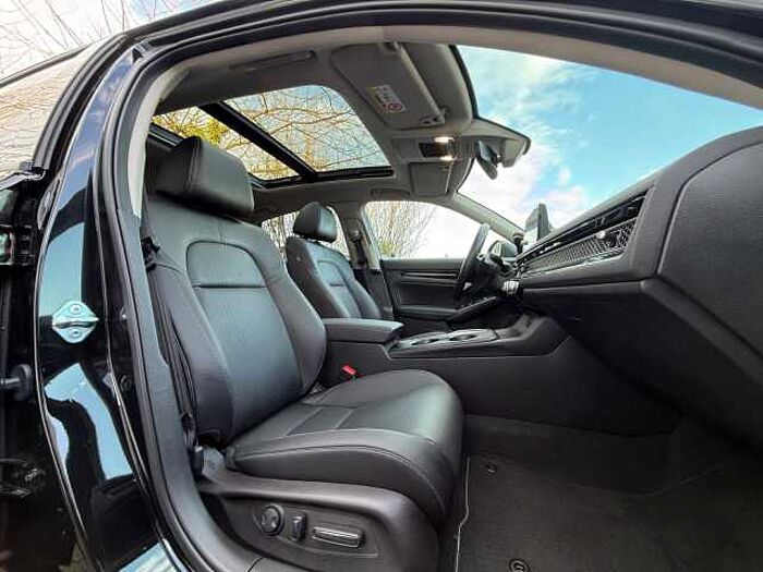 Honda Civic 2.0 e:HEV Advance PANO+BOSE+CARPLAY+NAVI