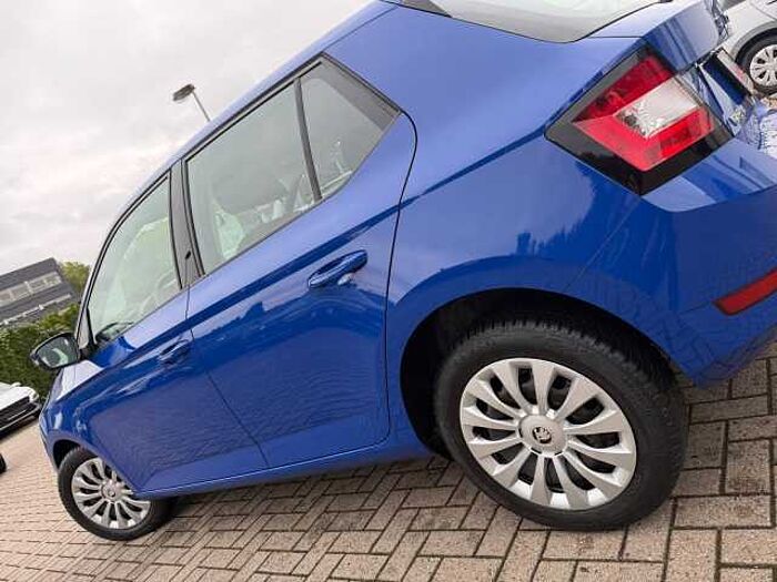 SKODA Fabia 1.0 MPI Cool Plus SHZ+FACELIFT+KLIMA