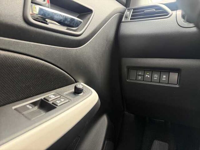 Suzuki SWIFT 1.2 COMFORT HYBRID NAVI+SITZHEIZUNG