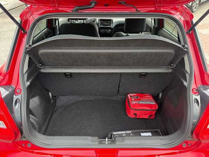 Suzuki SWIFT 1.2 COMFORT HYBRID NAVI+SITZHEIZUNG